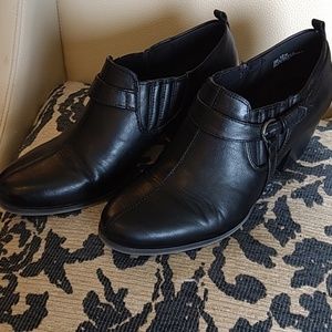 Women's Size 12 Baretraps Black Booties